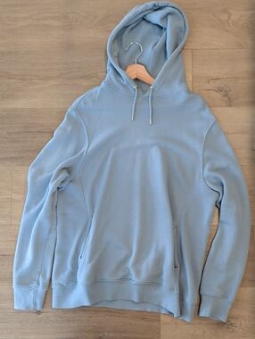 H&M Men's Light Blue Hooded Pullover Sweatshirt
